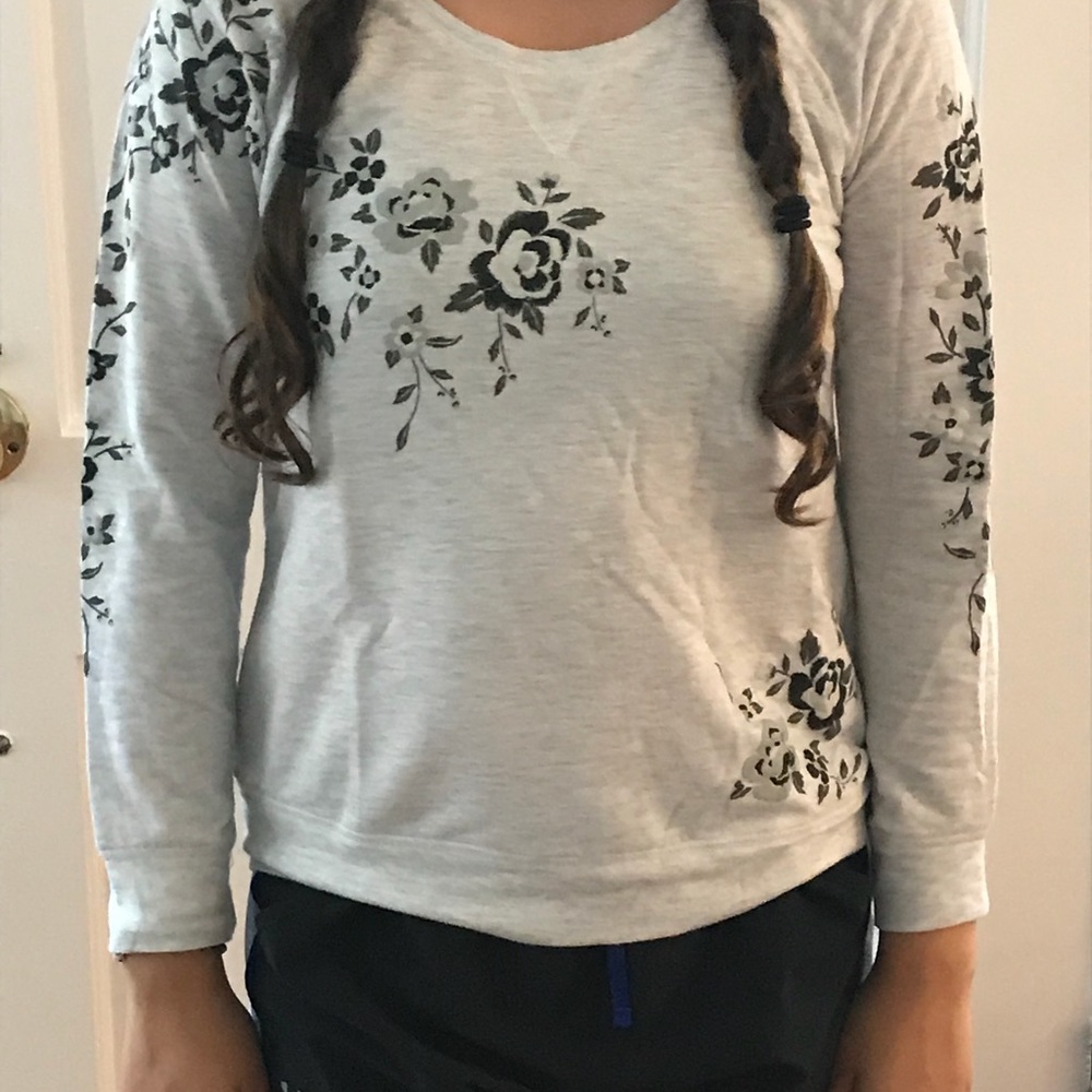 long sleeve flowery top